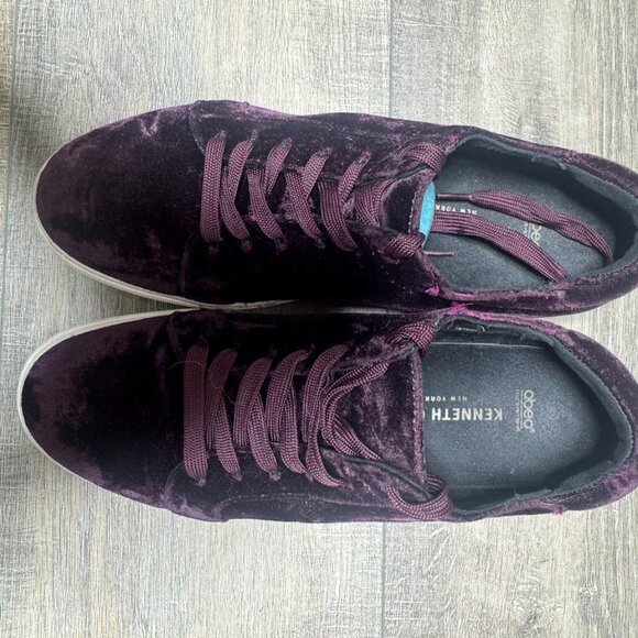 Kenneth Cole Marlow Purple Velvet Sneakers Women's Size 9 - Picture 2 of 7